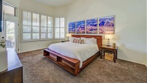5 habitaciones, tabla de planchar con plancha, cuna de viaje y wifi