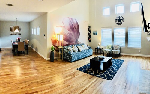 5mi Med Ctr ★ 8mi DT Houston ★ Kingsize-Bett ★ 12 Personen