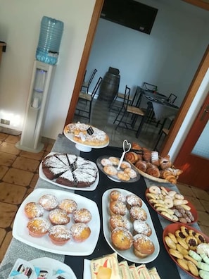 Δωρεάν πρωινό σε μπουφέ καθημερινά