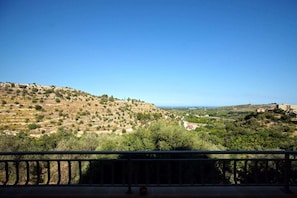 Triple Room, Balcony | Balcony