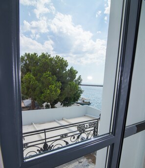 Chambre Double Supérieure, balcon, vue ville | Vue de la chambre