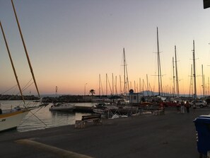 View from property - Panellinion Luxury Rooms (Kalamata)
