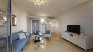 TV - ☀Stylish Mamilla 3 BDRS/2BTHS/Jlm View balconies☀ (Jerusalem)