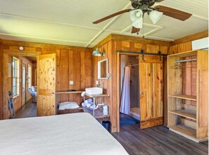 3 bedrooms, free WiFi - Rural Respite & Retreat Area (Fitzpatrick)