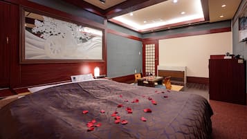 Dobbeltrom, røyk, badekar (Early Check-out at 11:00) | Skrivebord, lydisolert, wi-fi (inkludert) og sengetøy