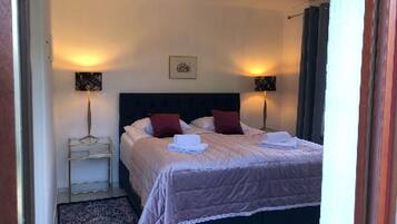 1 間睡房、獨特裝修、遮光窗簾/窗簾、隔音