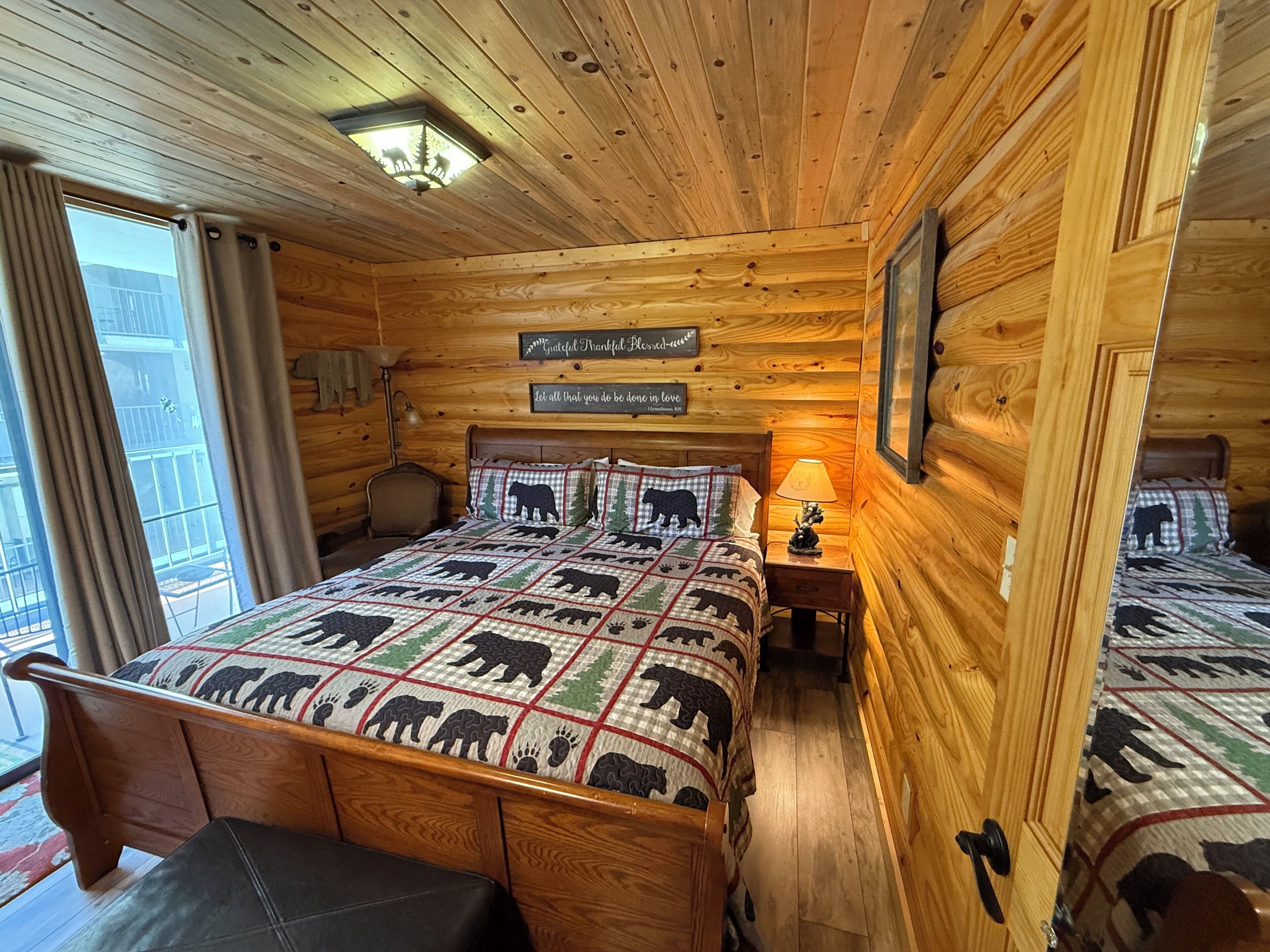 1 chambre, fer et planche à repasser, accès au Wi-Fi (inclus)