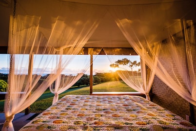 Hulili Tropical Fruit Farm - Pineapple Cottage 