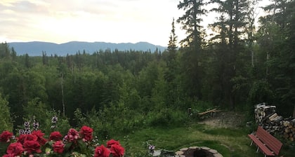 Mountain Vista Retreat, exzellente Aussicht, privater Eingang und Wohnbereich