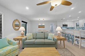 Living area - Blind Pass Condos at Bowman's Beach B111 on beautiful Sanibel Island (Sanibel Island)