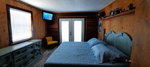 3 bedrooms, iron/ironing board, free WiFi, bed sheets - Welcome to Little Caillou Packing Camp on Bayou Little Caillou. .  (Chauvin)