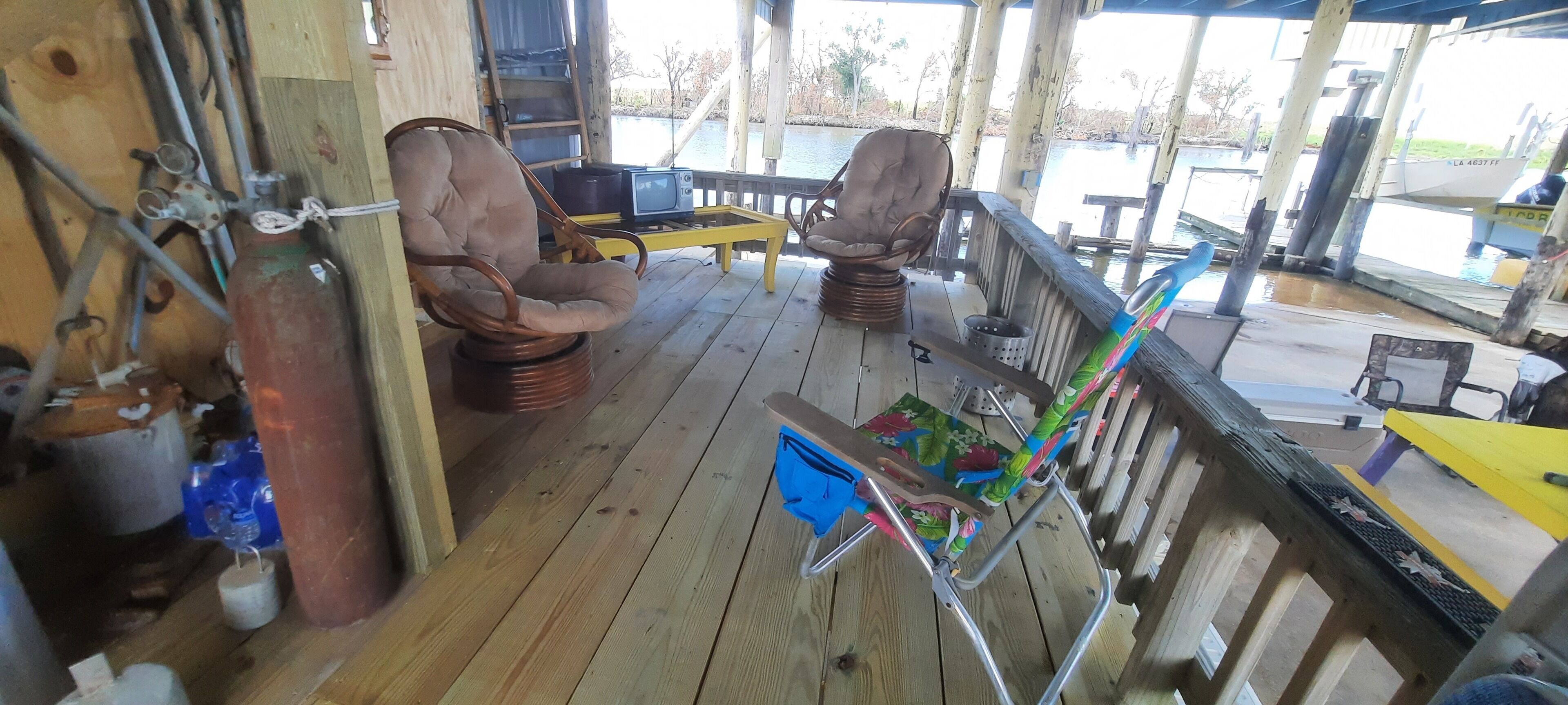 المنشأة من الداخل