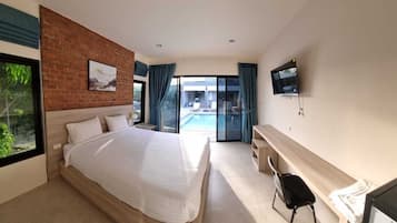 Standard Double Room | In-room safe, blackout drapes, free WiFi, bed sheets