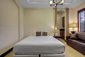 6 عدّة غرف نوم ومكواة/لوح كي وواي فاي وملاءات أسرّة