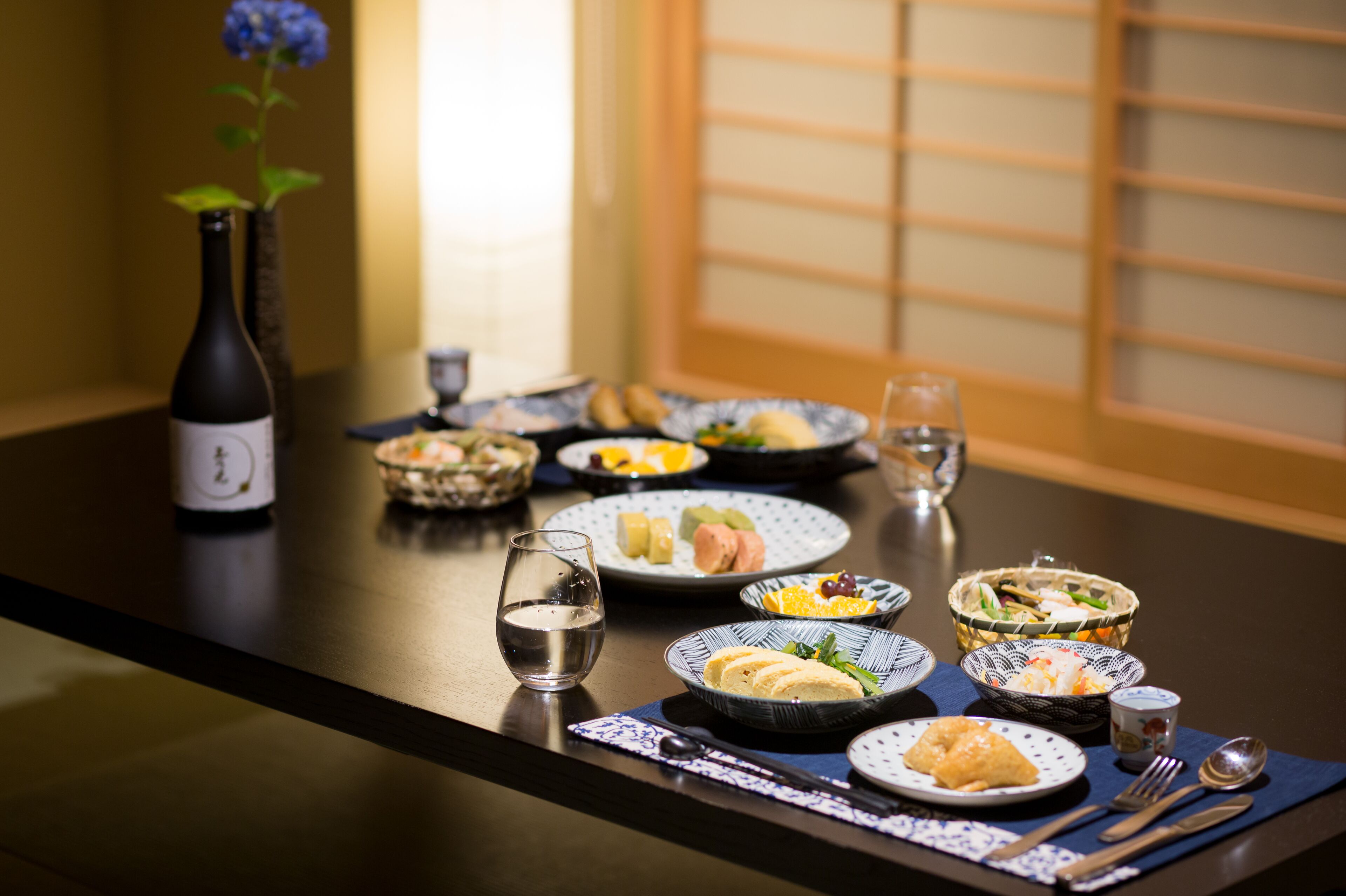 hauza premium suite room | in-room dining