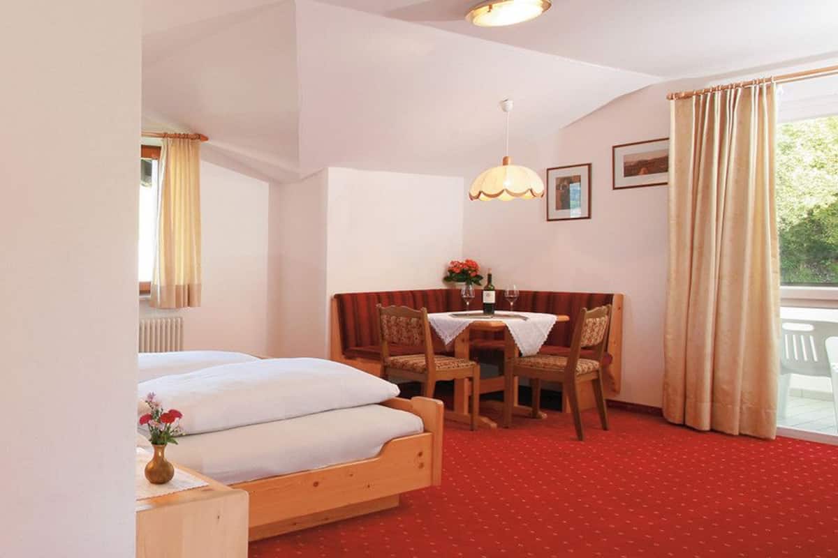 Familiekamer | Een kluis op de kamer, extra bedden, gratis wifi, beddengoed