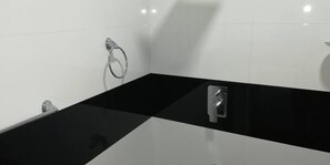 Bathroom - Ella Viyanga Homestay (Kumbalwela)