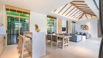 Villa Deluxe | Restauration dans la chambre