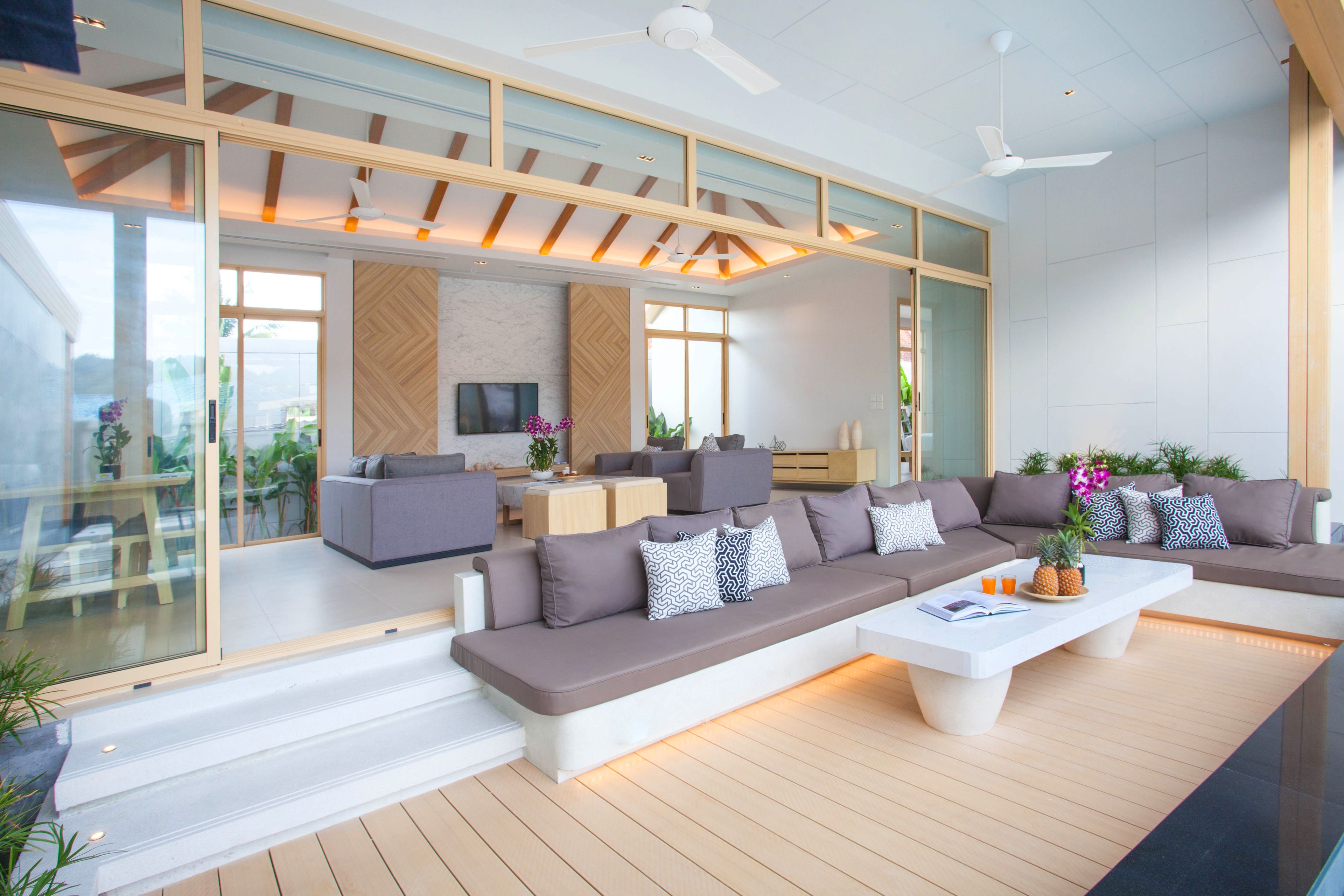 3-Bedroom Villa with Private Pool Plus | 露台