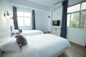 Desk, blackout drapes, free WiFi - Jiulongwan Boutique Apartment (Zhuhai)