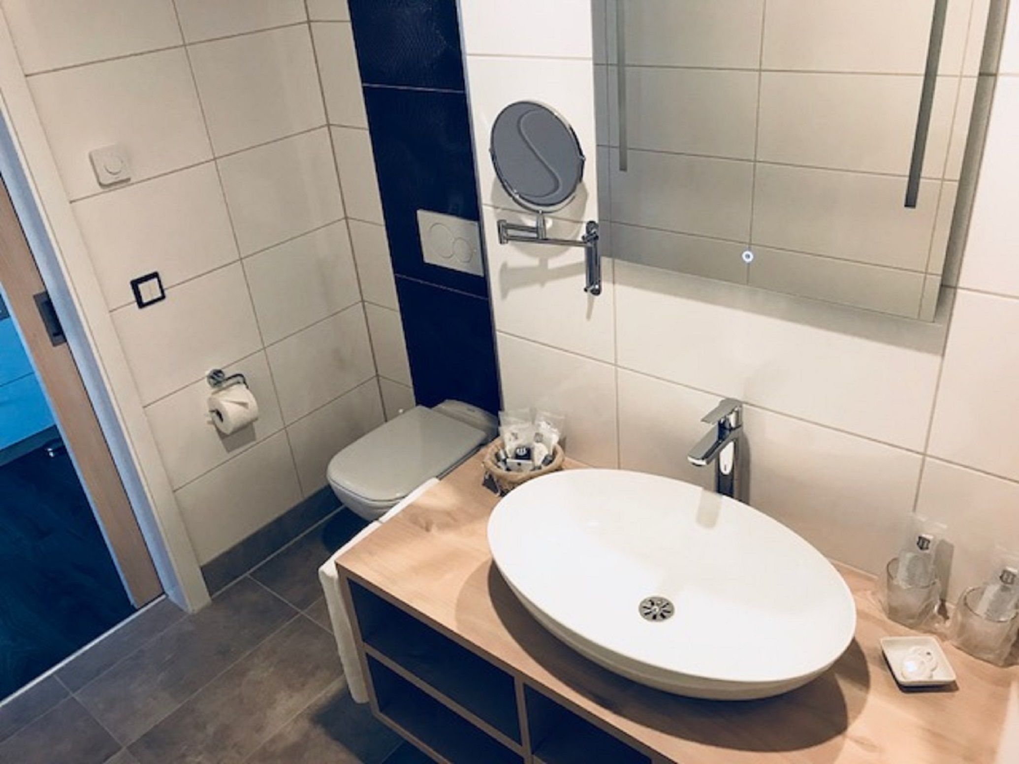 junior suite, 1 double bed with sofa bed, non smoking, refrigerator | bathroom | shower, rainfall showerhead, free toiletries, hair dryer