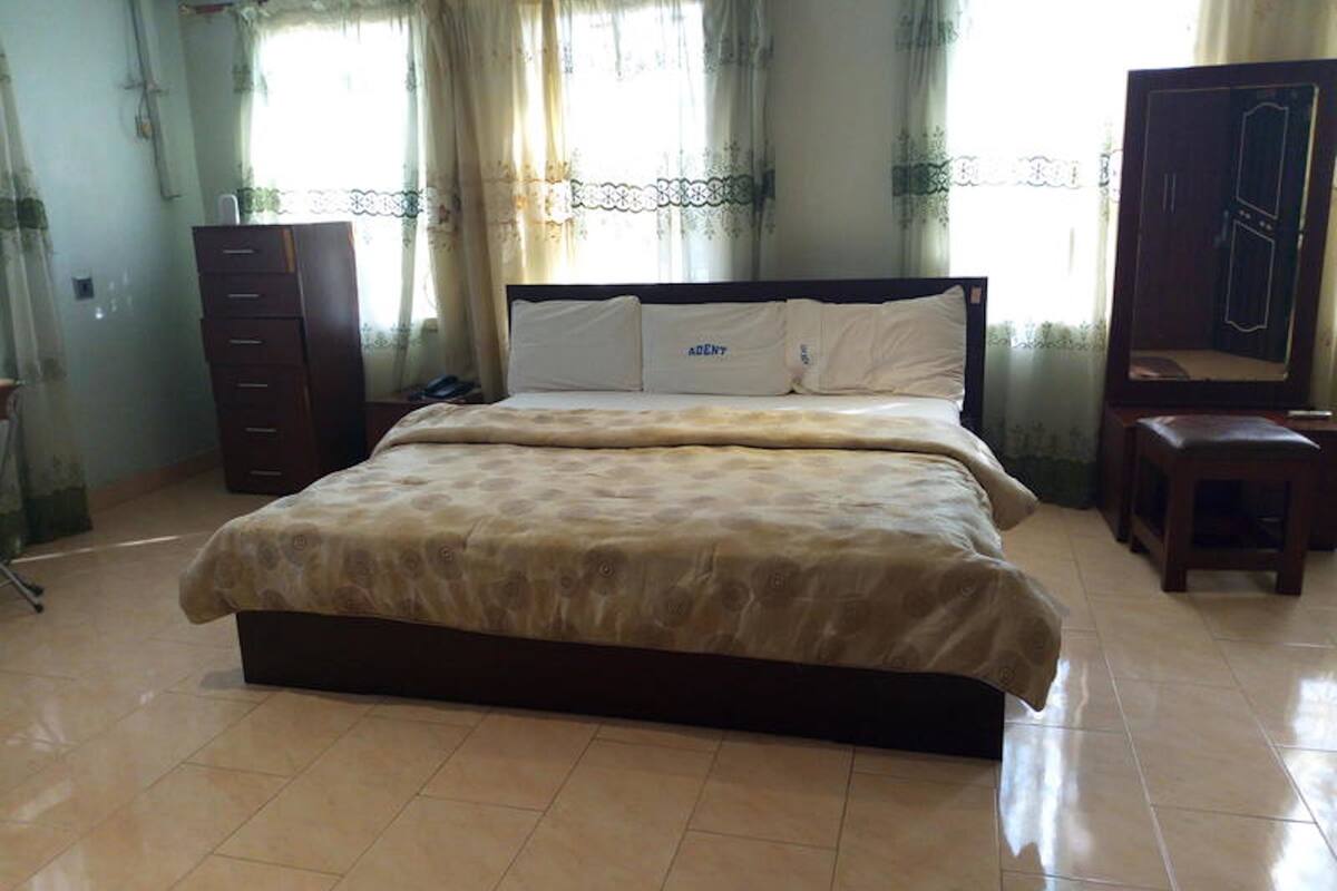 Suite, 1 grand lit, non-fumeur