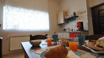 Free daily local cuisine breakfast