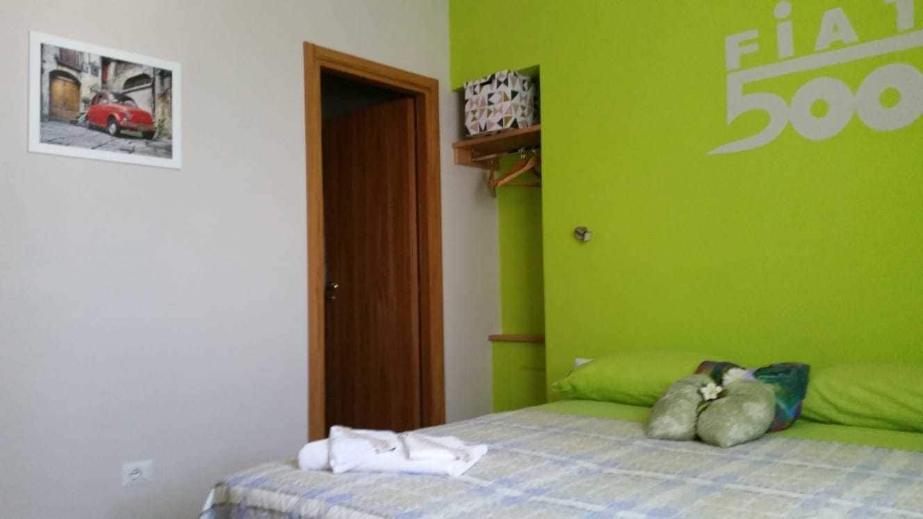 Camera con letto matrimoniale o 2 letti singoli, non fumatori | Una scrivania, postazione laptop, insonorizzazione, Wi-Fi gratuito