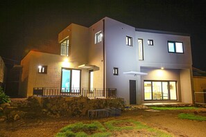 Front of property – evening/night - MariGold (Jeju City)