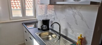 M & J Central Suites