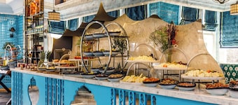 Hagia Sofia Mansions Istanbul, Curio Collection by Hilton