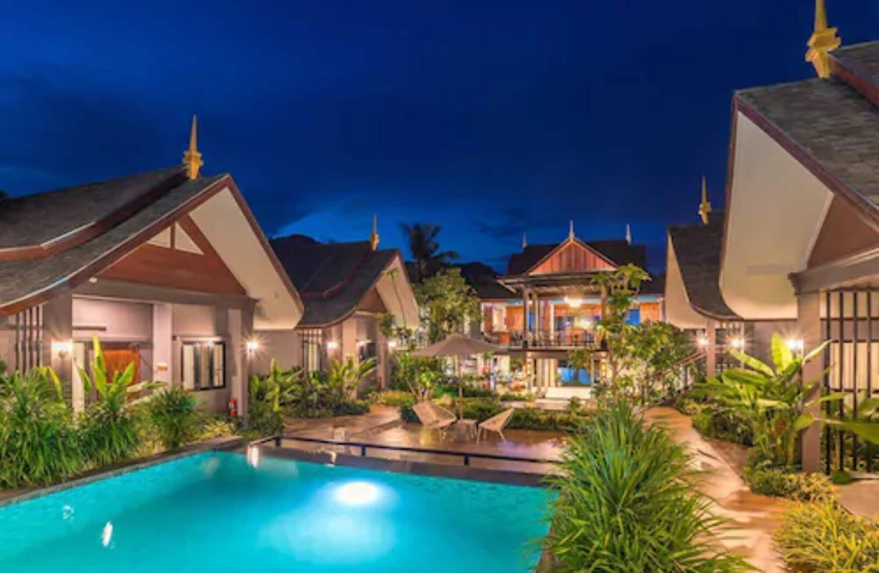 one bedroom pool access | 2 bedrooms, premium bedding, minibar, in-room safe