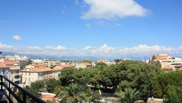 Vue depuis lâhĂ©bergement