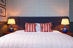 Familieværelse | Skrivebord, mørklægningsgardiner, strygejern/strygebræt, gratis Wi-Fi