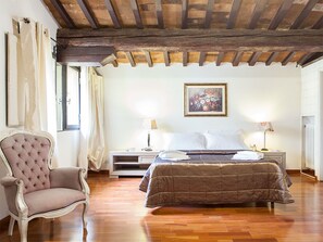 Apartment, 1 Bedroom | 1 bedroom, cribs/infant beds, free WiFi, bed sheets - Terme Apartment (Florence)