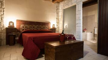 Appartement Familial, 2 chambres, vue piscine | Décoration personnalisée, ameublement personnalisé, bureau