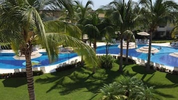 Alberca al aire libre