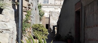 Case Rurali Pentedattilo