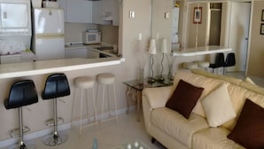 Living area - Acapulco Marquez (Acapulco)