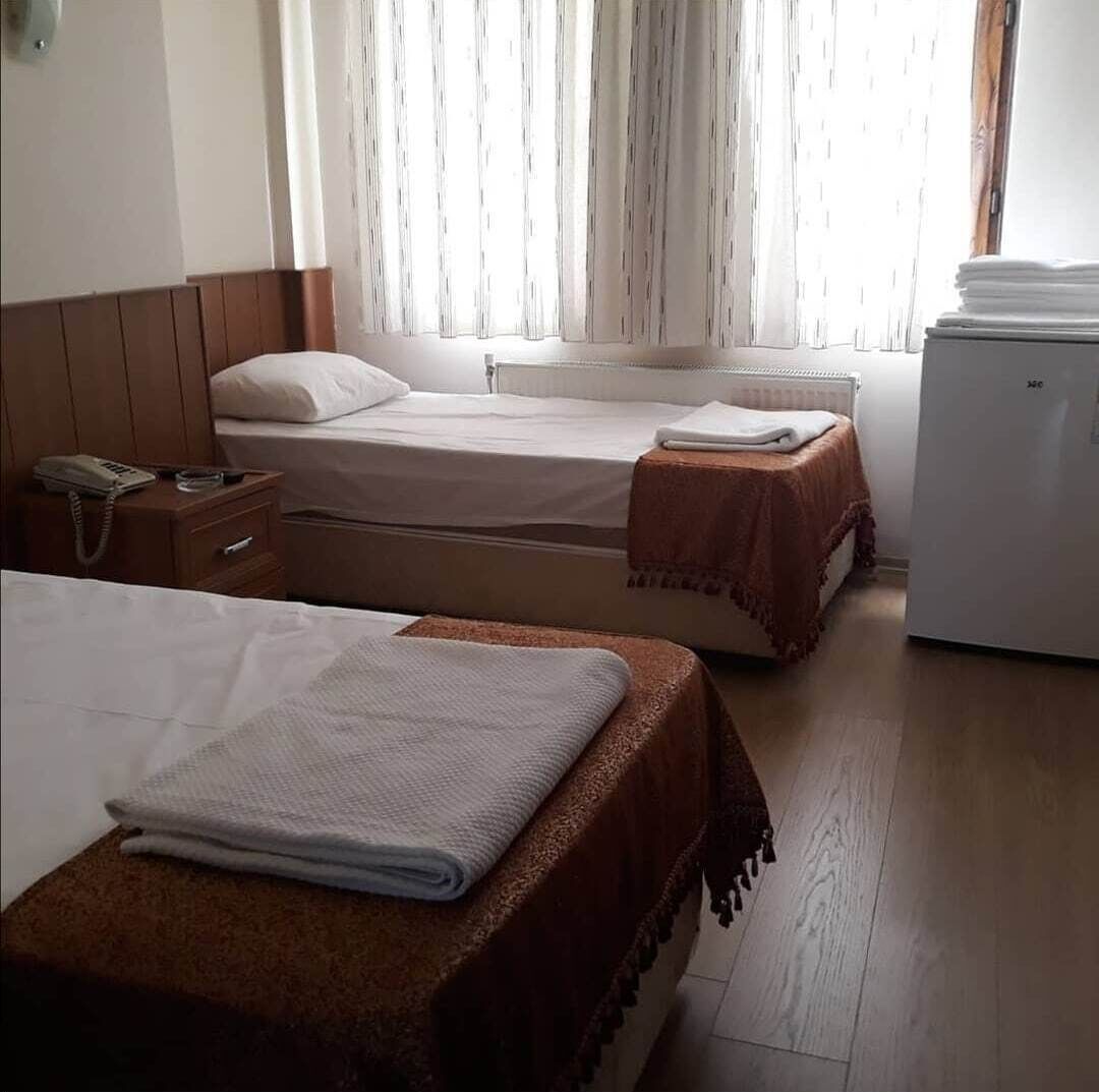 standard twin room | 1 bedroom, minibar, desk, soundproofing