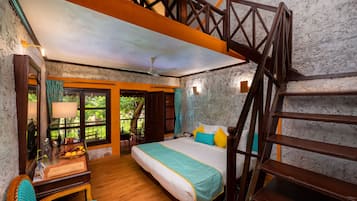 Kutumbh Suite | 1 ห้องนอน, ตู้นิรภัยในห้องพัก, โต๊ะทำงาน, ผ้าม่านกันแสง