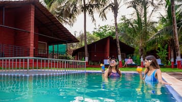 Outdoor pool, pool loungers