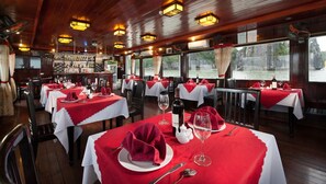 Breakfast, lunch and dinner served - Halong Moonlight Cruises (Ha Long)