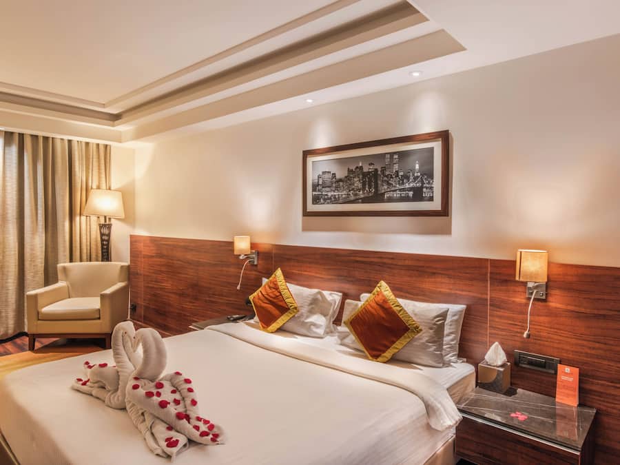 Premium Double Room, 1 Double Bed, Non Smoking | 1 bedroom, in-room safe, desk, blackout curtains