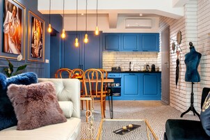 Luxury Apartment, 1 Bedroom (with private garden) | Premium bedding, in-room safe, desk, blackout drapes