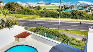 Apartment, 3 Bedrooms | View from room