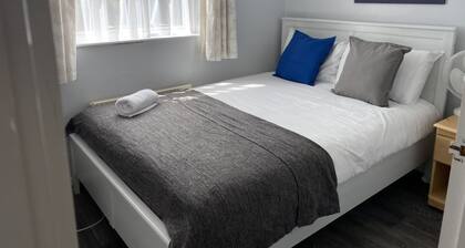 Huku Kwetu - Chelsea Garden