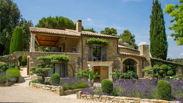 Voorkant van accommodatie