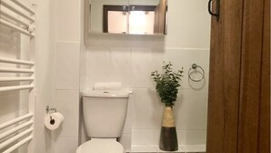 Estudio clásico | Baño