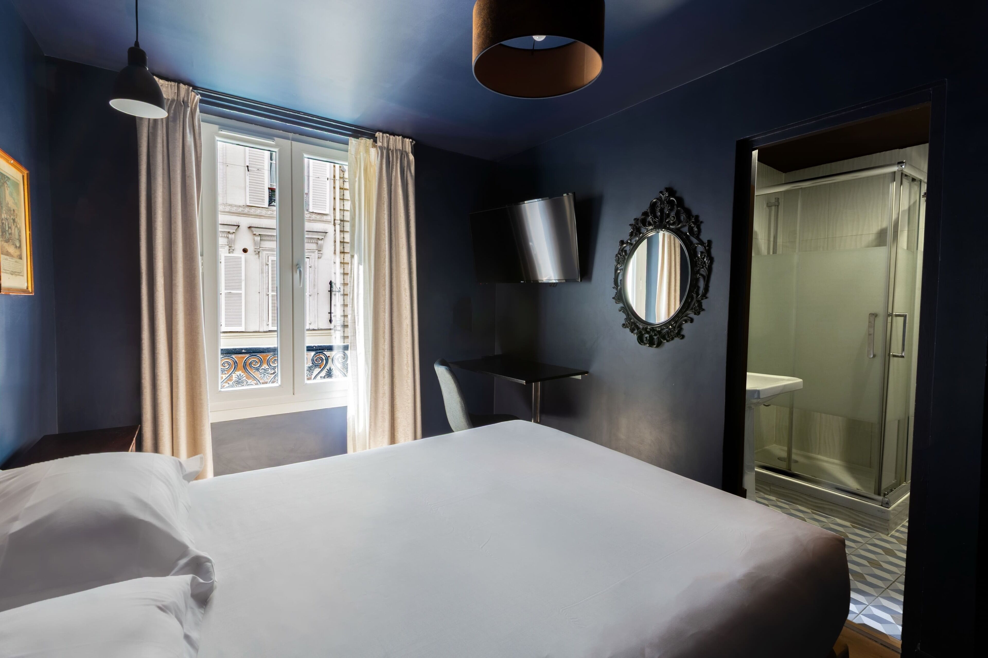 經典雙人房 | 獨特設計、獨特裝修、書桌、隔音